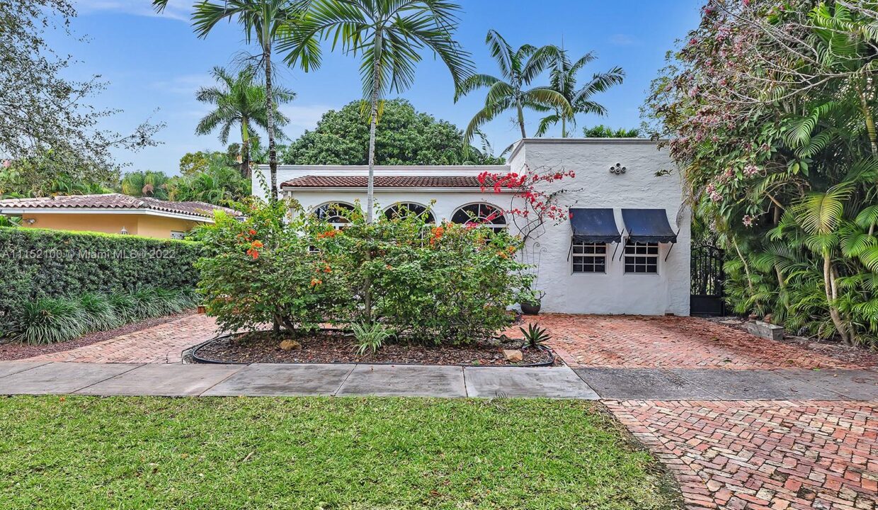 1208 Alberca St Coral Gables