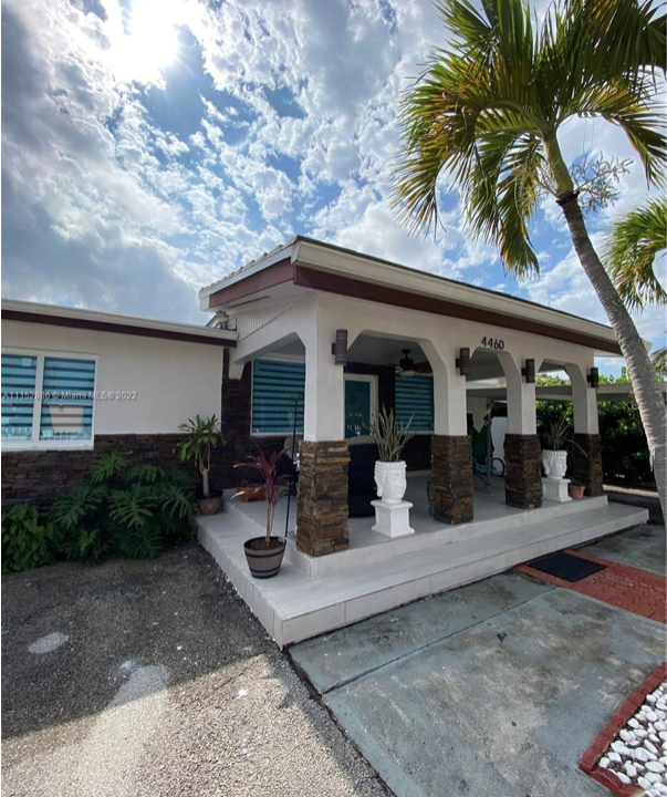 4460 SW 5th Ter 1
