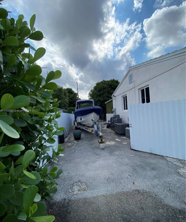 4460 SW 5th Ter 8