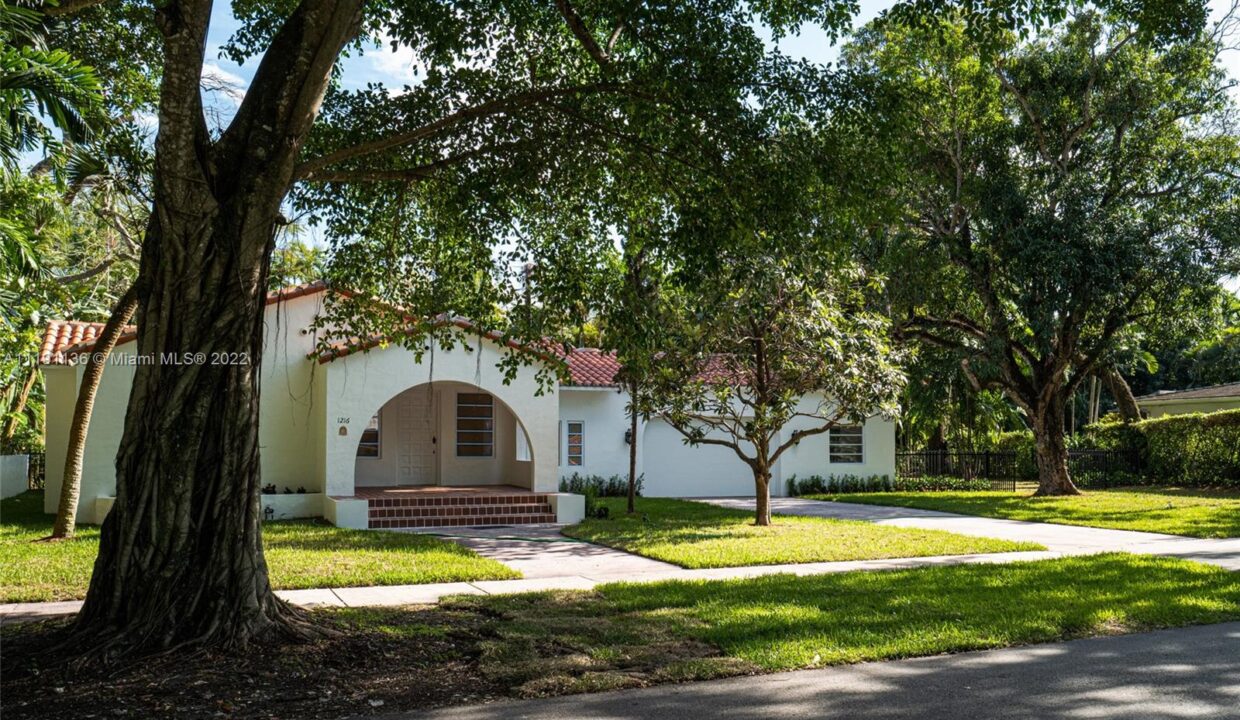 1216 Castile Ave 8