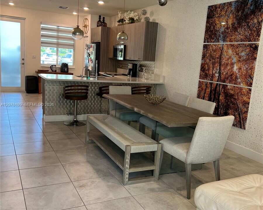6421 NW 102nd Path (5)